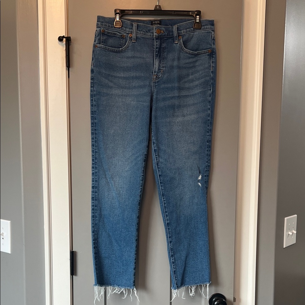 J. Crew Essential Straight Distressed Hem High Rise Size 29